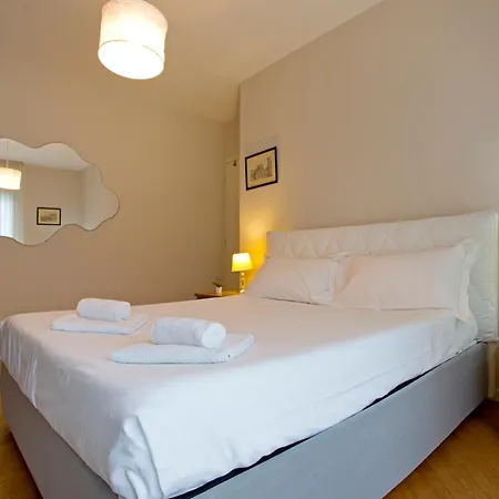 Daire Casa Dei Filati, Cosy Flat With Garden And Parking Close To